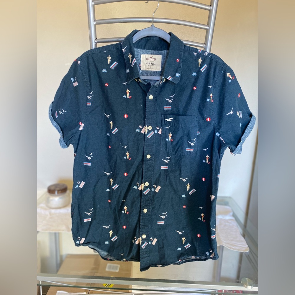 Hollister men’s shirt size large